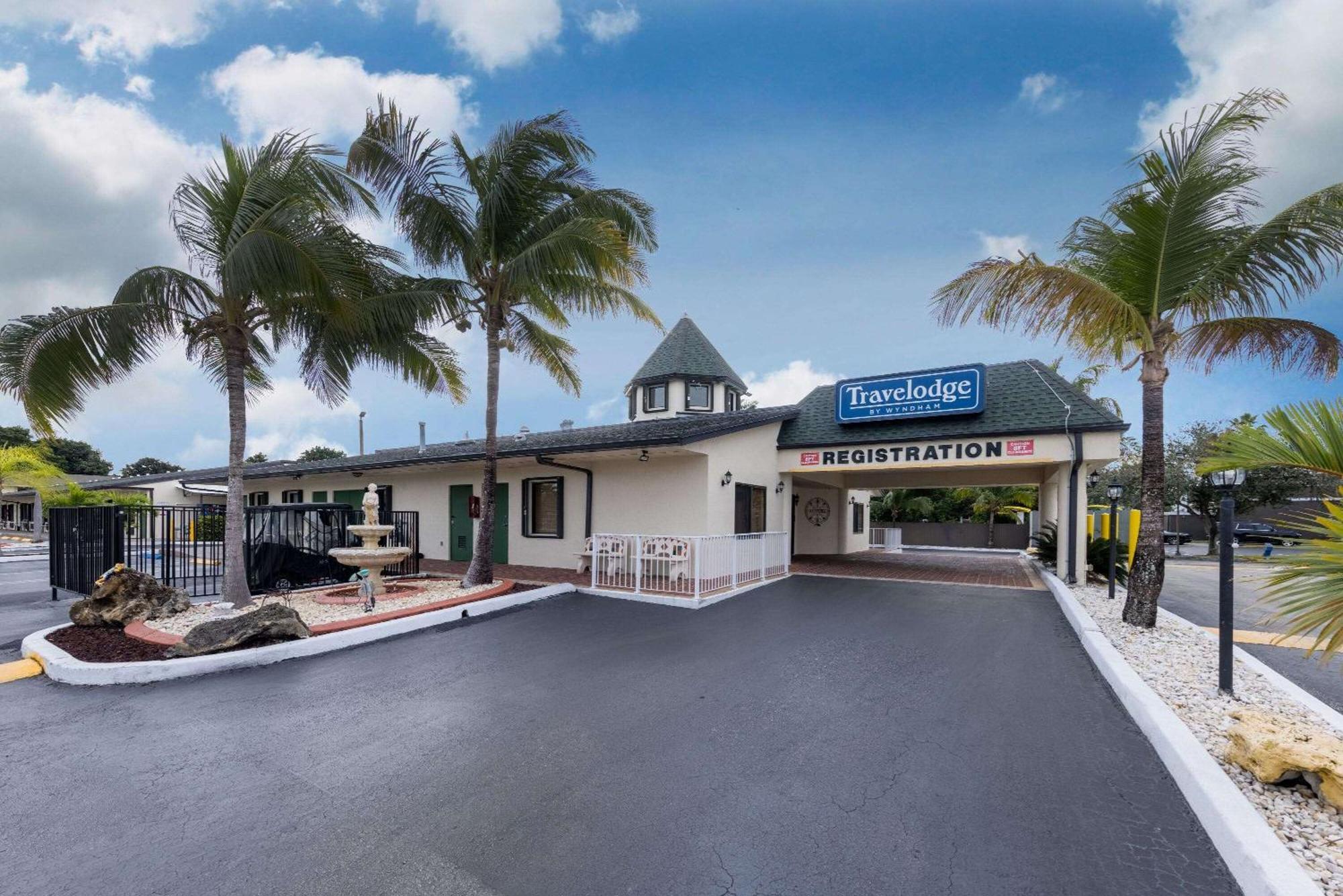 Travelodge By Wyndham Florida City/Homestead/Everglades Экстерьер фото